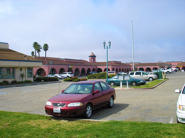 More Photos Of 1129-1153 N H St, Lompoc Unknown For Lease