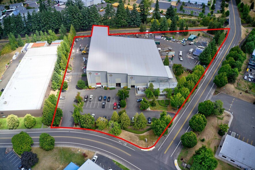 More Photos Of 390 S Redwood St, Canby Manufacturing For Lease