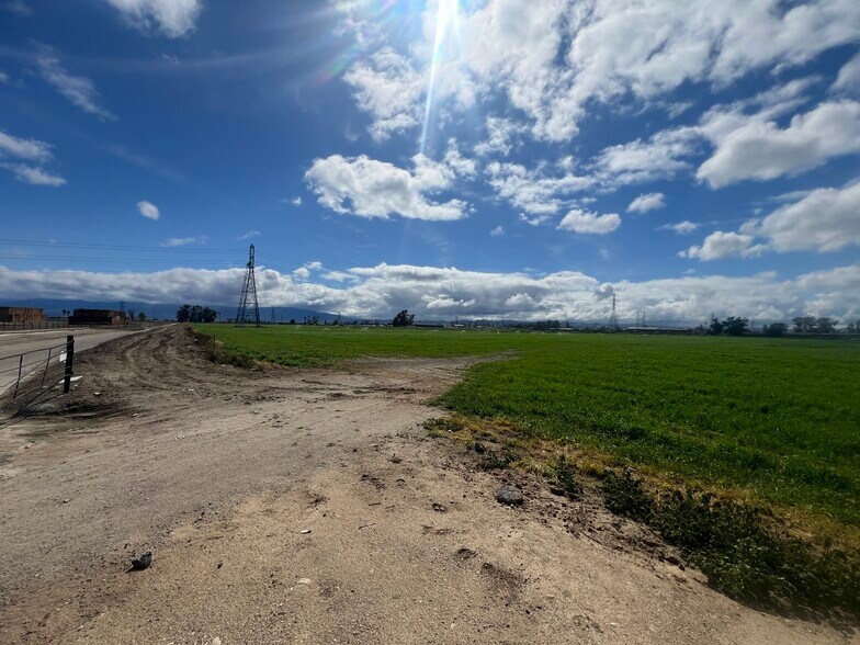 More Photos Of 0 Vineyard Ave, Ontario Land For Sale