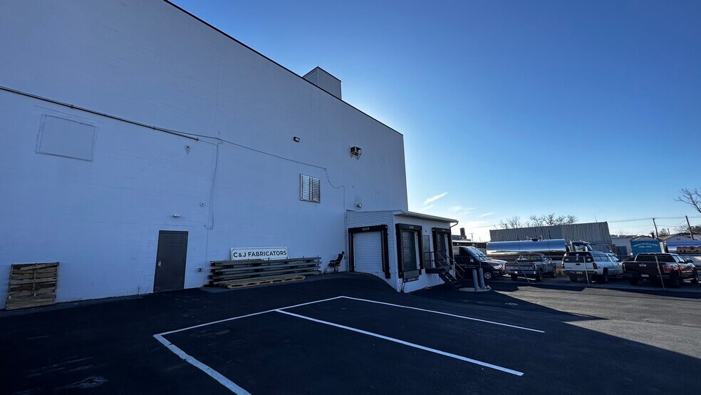 More Photos Of 1727-1801 Union Blvd, Allentown Warehouse For Lease