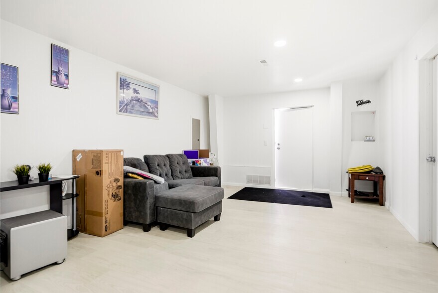 More Photos Of 404 State St, Fort Morgan Apartments For Sale