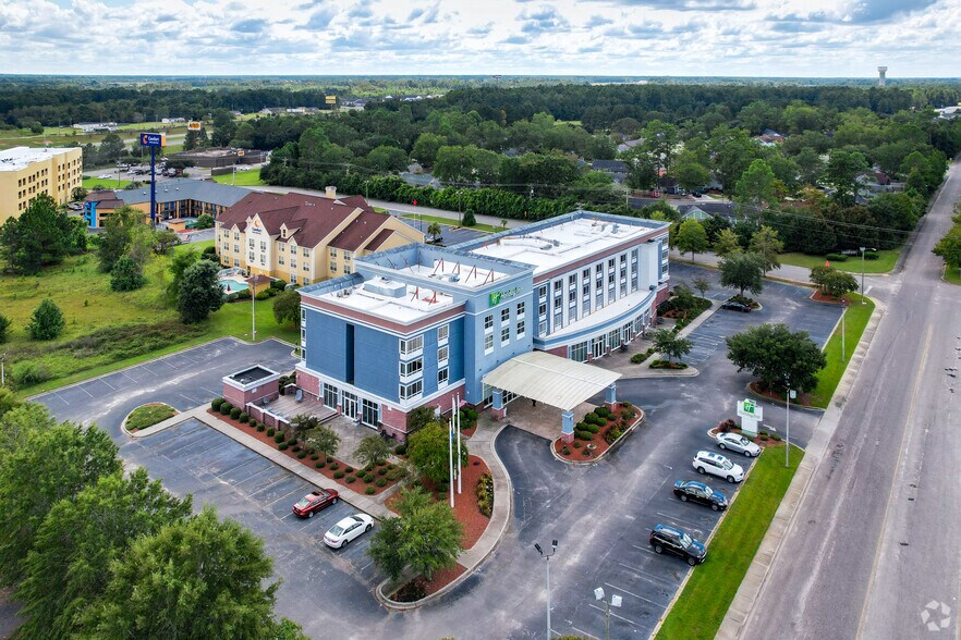 More Photos Of 139 Bradford Blvd, Santee Hotel For Sale