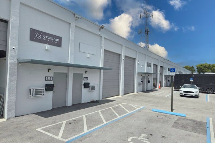 More Photos Of 5220-5296 NW 163rd St, Miami Lakes Warehouse For Lease
