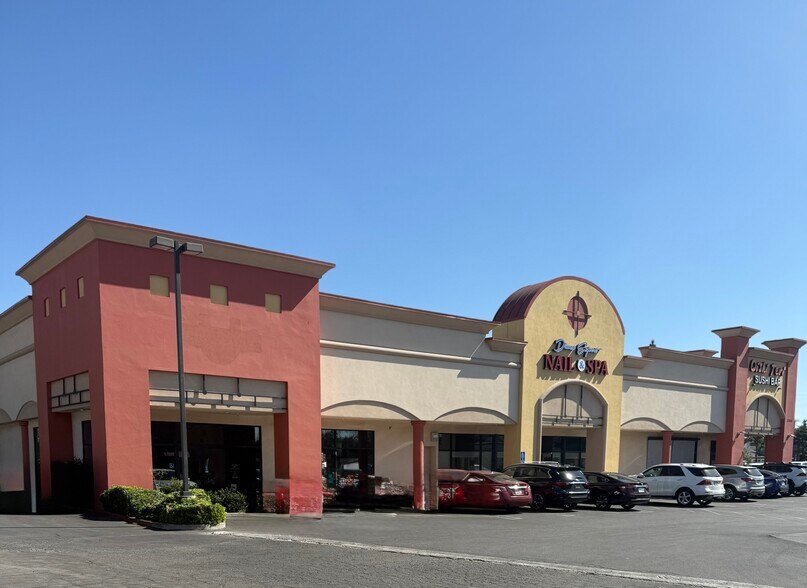 Primary Photo Of 2704 Coffee Rd, Modesto Freestanding For Lease