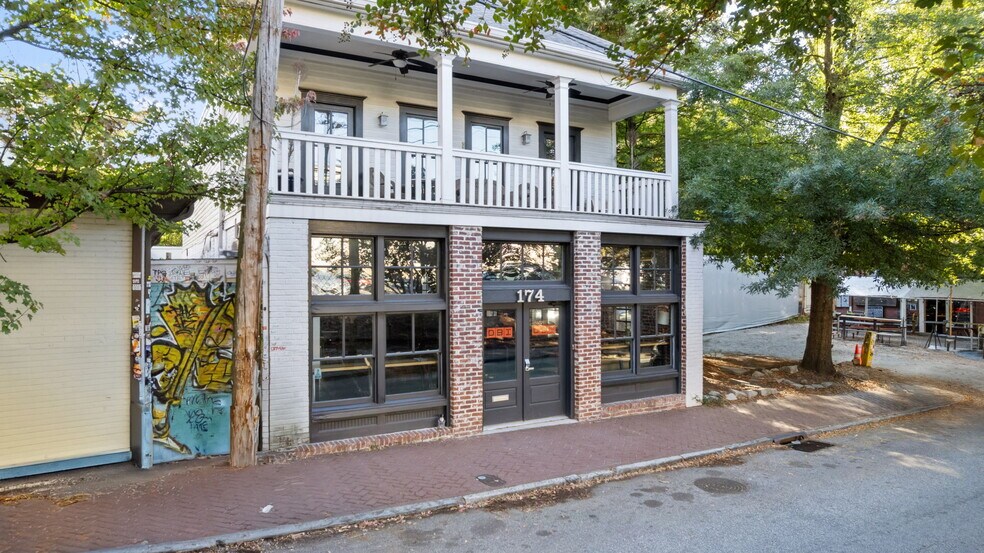 More Photos Of 174 Carroll St SE, Atlanta Loft Creative Space For Lease