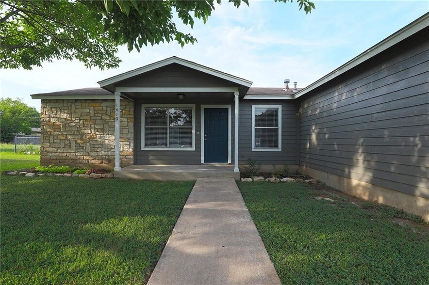 More Photos Of 1410 Ransom St, Pflugerville Office Residential For Lease
