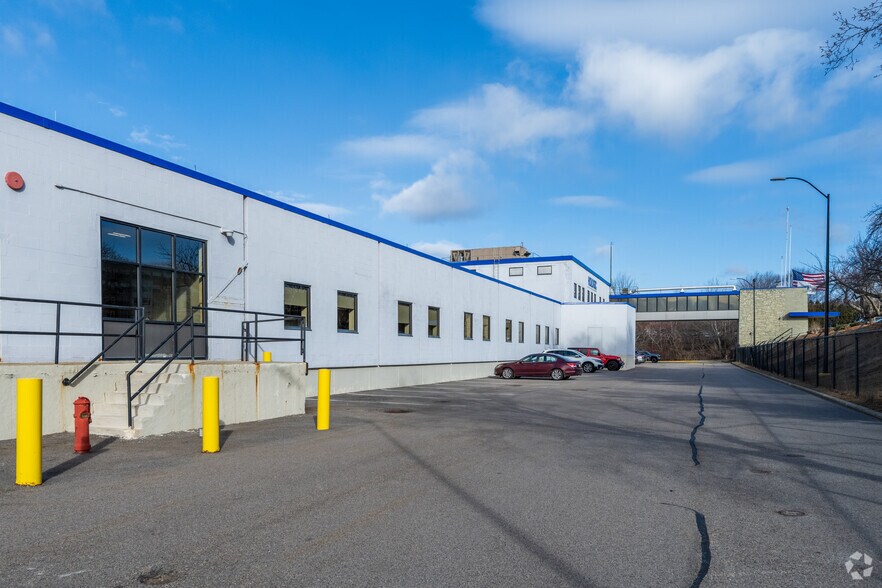 More Photos Of 445 Simarano Dr, Marlborough Manufacturing For Lease