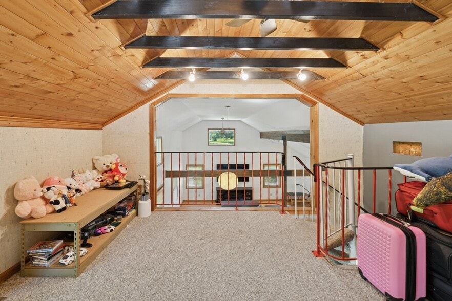 More Photos Of W1800 County Road B, Genoa City Specialty For Sale