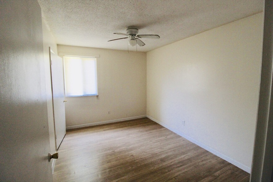 More Photos Of 656 Woodyard Rd, Trenton Apartments For Sale