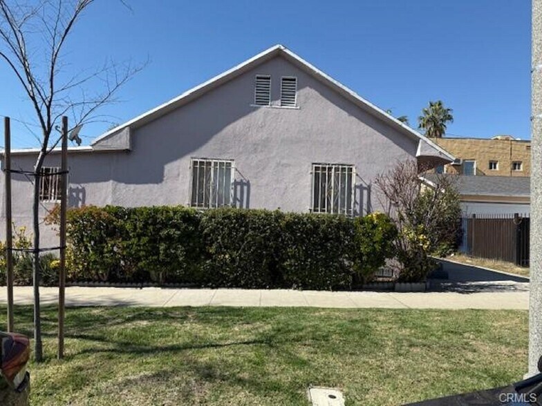 Primary Photo Of 423 S Chevy Chase Dr, Glendale Apartments For Sale