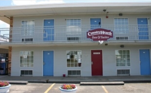 Primary Photo Of 727 Joe Clifton Dr, Paducah Hotel For Sale