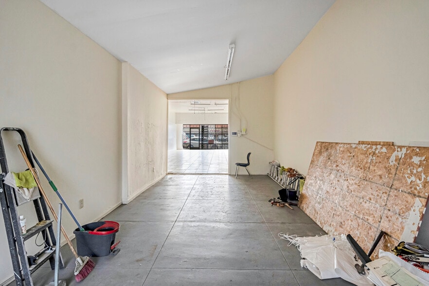 More Photos Of 3626 E Cesar Chavez Blvd, Fresno General Retail For Sale