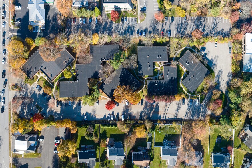 More Photos Of 583-595 Skippack Pike, Blue Bell Office For Lease