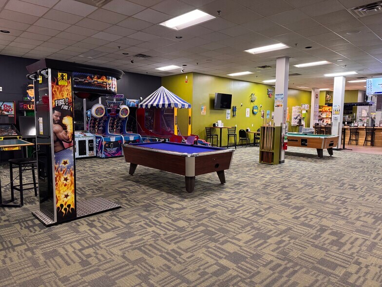 More Photos Of 18-24 Mollison Way, Lewiston Specialty For Sale