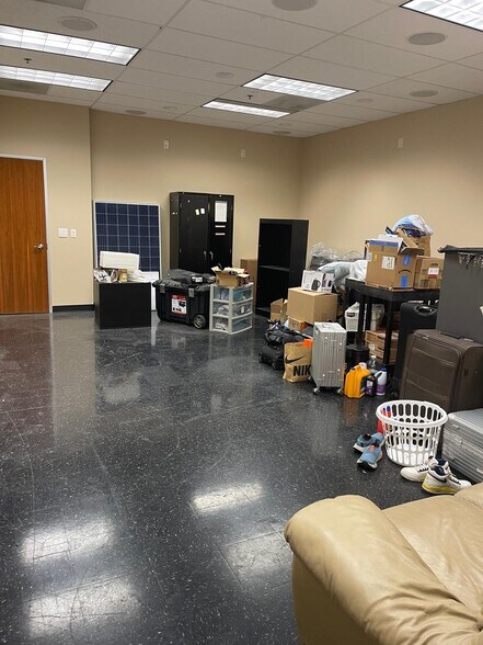 More Photos Of 14271 Fern Ave, Chino Warehouse For Lease