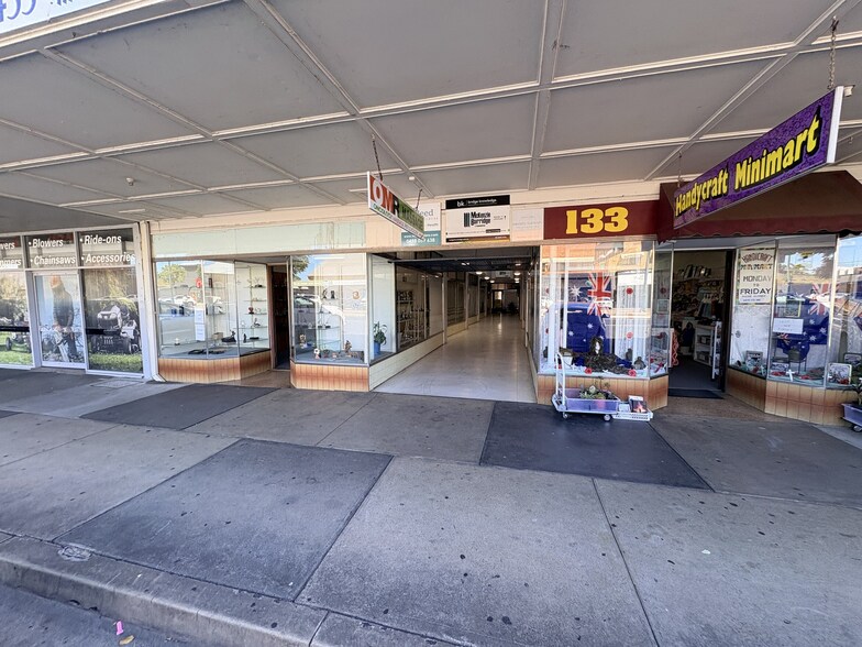 Primary Photo Of 133 Prince St, Grafton General Retail For Sale
