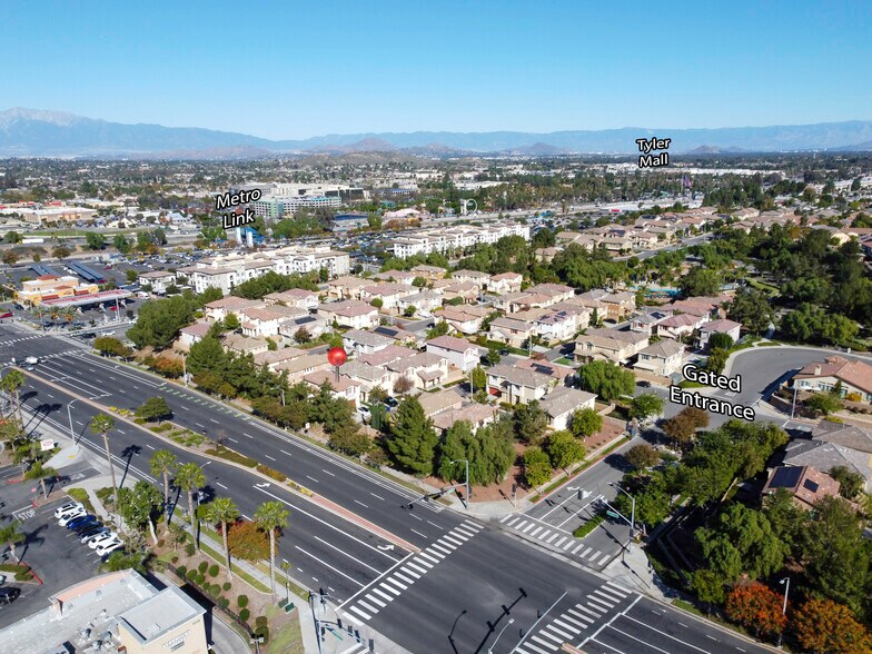 More Photos Of 10997 Cedarhurst Way, Riverside Multifamily For Sale