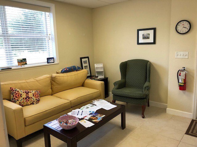 More Photos Of 702 S 6th St, Fort Pierce Medical For Sale