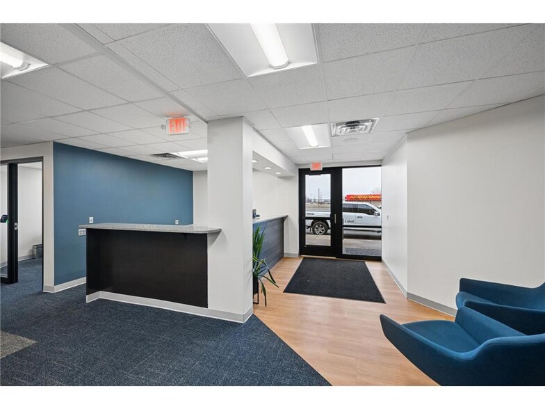 More Photos Of 700 Highway 55 E, Buffalo Office For Sale