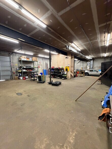 More Photos Of 27935 Three Notch Rd, Mechanicsville Freestanding For Sale