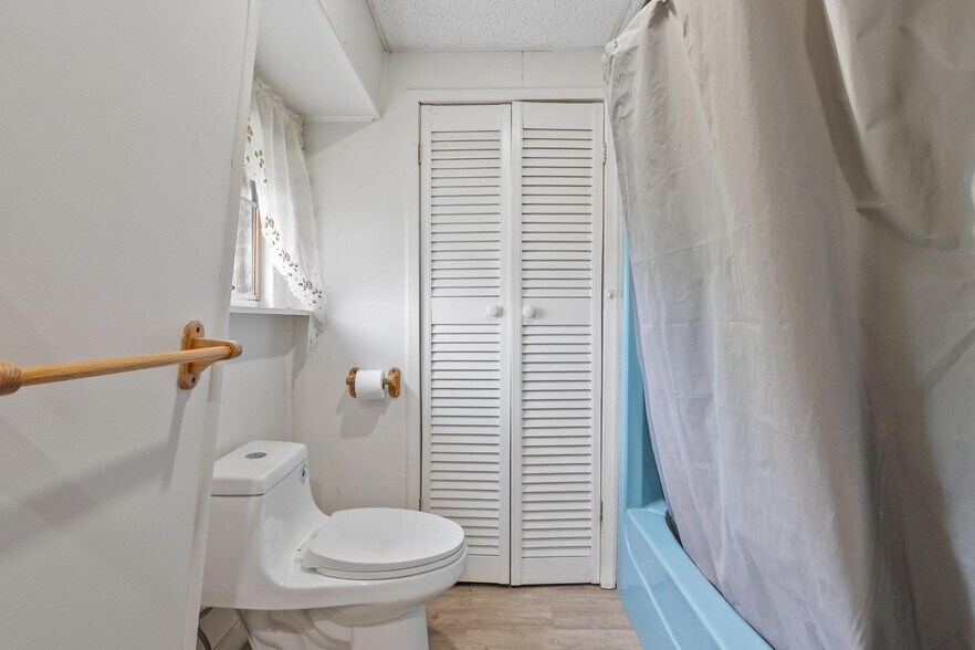 More Photos Of 50 Exchange St, Athol Multifamily For Sale