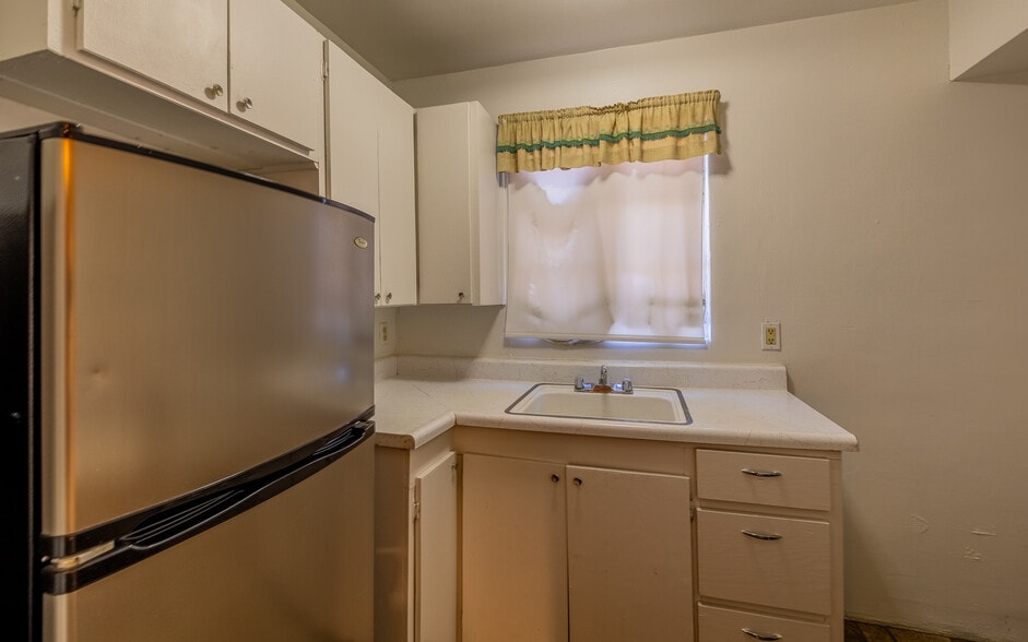 More Photos Of 3526 E Benson Hwy, Tucson Hotel For Sale