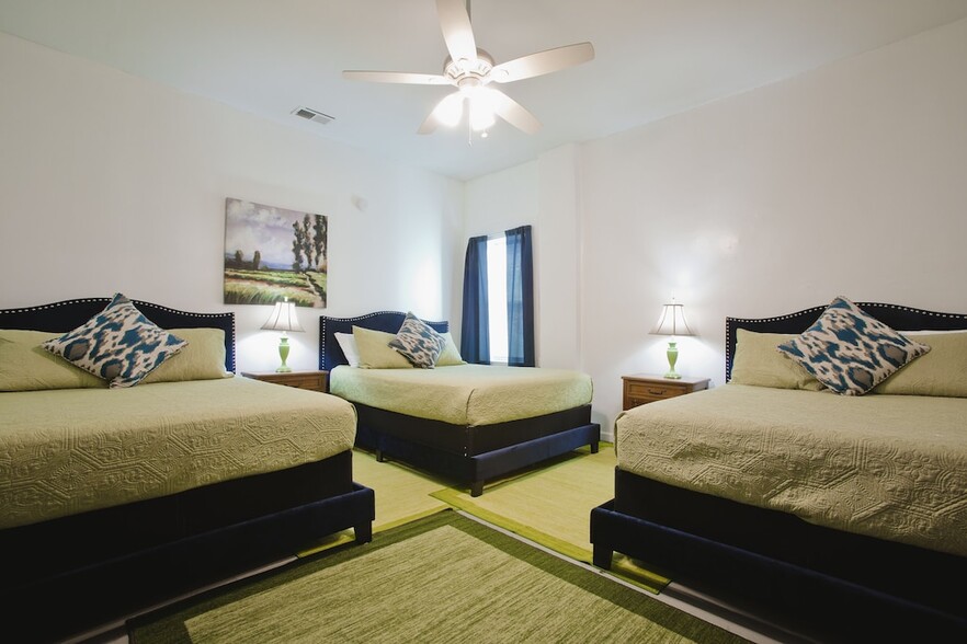 More Photos Of 179 Vance Ave, Memphis Office For Sale