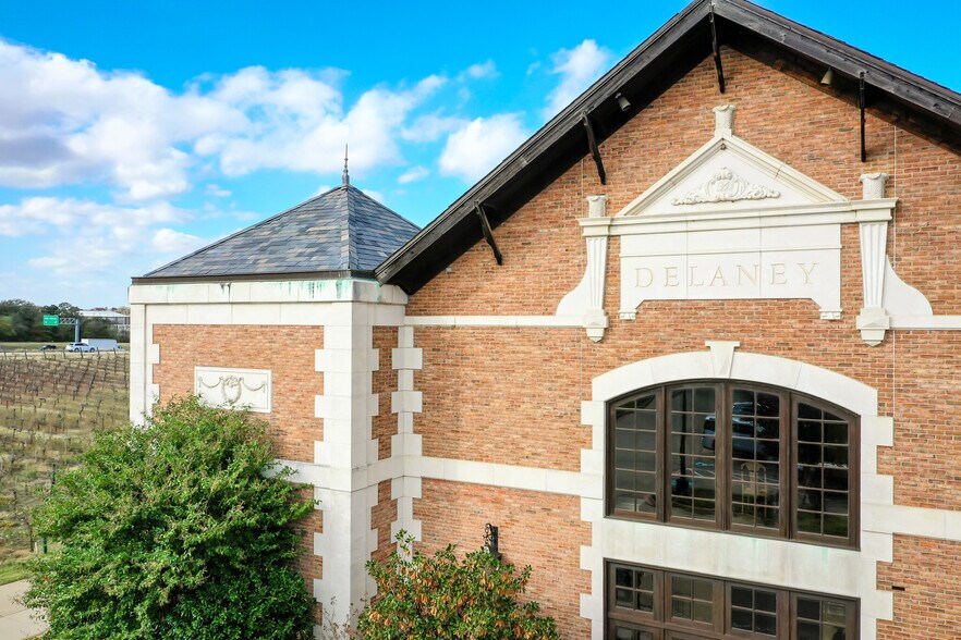 More Photos Of 2000 Champagne Blvd, Grapevine Specialty For Sale