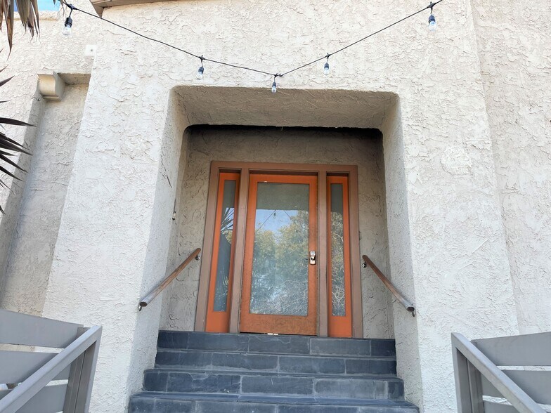More Photos Of 2516 Kent St, Los Angeles Apartments For Sale
