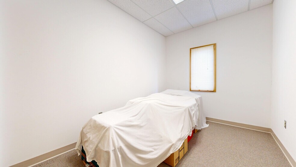 More Photos Of 458 Glessner Ave, Mansfield Medical For Sale