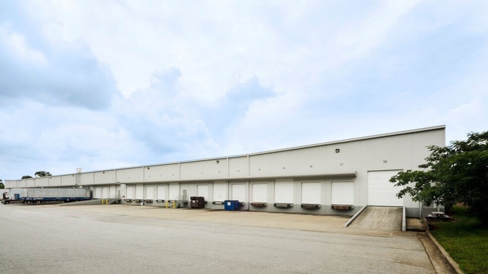 More Photos Of 540 Airport South Pky, Atlanta Unknown For Lease