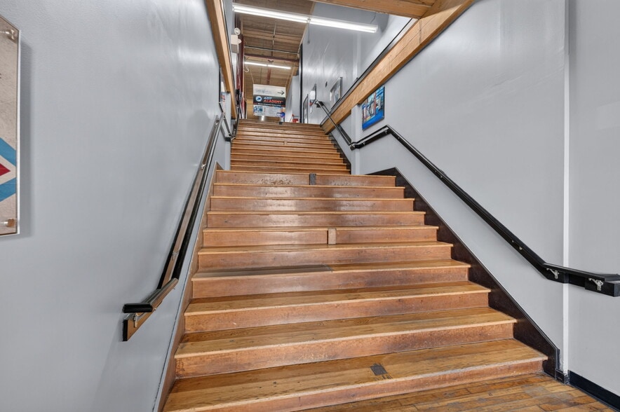 More Photos Of 418 Quequechan St, Fall River Light Manufacturing For Sale