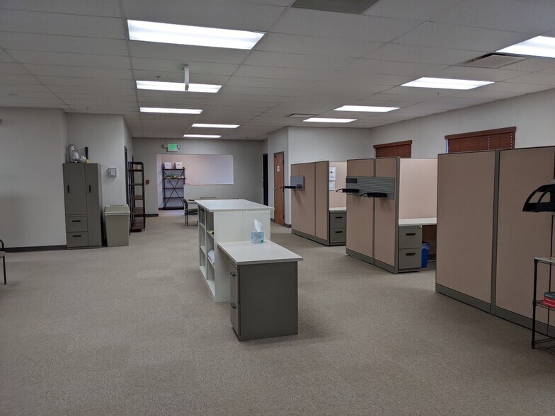 More Photos Of 985 Fillmore St W, Colorado Springs Freestanding For Lease