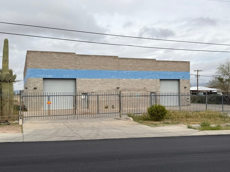 Primary Photo Of 1747 E 23rd St, Tucson Warehouse For Sale