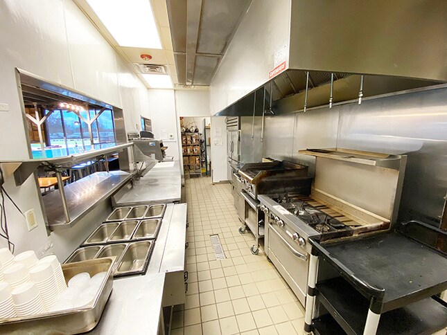 More Photos Of 565-569 Amherst St, Nashua Freestanding For Lease