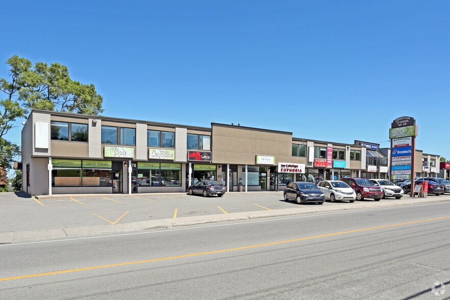 More Photos Of 662-678 Boul Saint-Joseph, Gatineau Storefront Retail Office For Lease