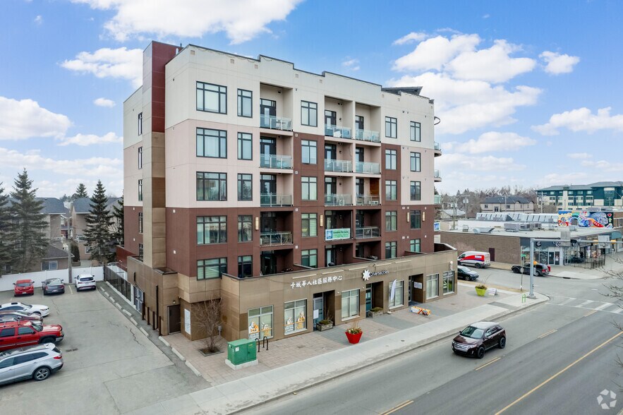 More Photos Of 1406 Centre St NE, Calgary Apartments For Sale