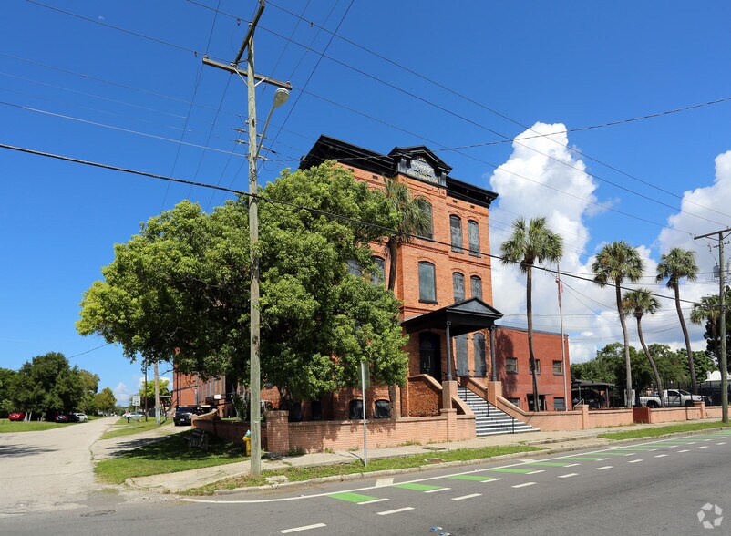 More Photos Of 3104 N Armenia Ave, Tampa Coworking Space
