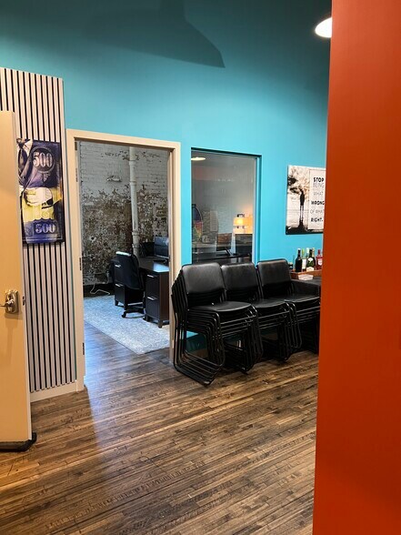 More Photos Of 304 W Pacific Ave, Spokane General Retail For Lease