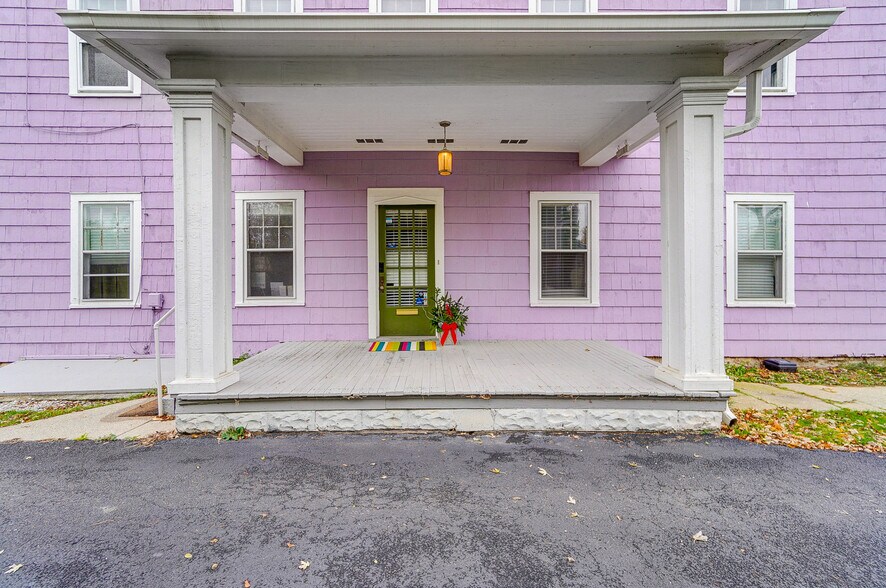 More Photos Of 140 W Front St, Perrysburg Office For Sale