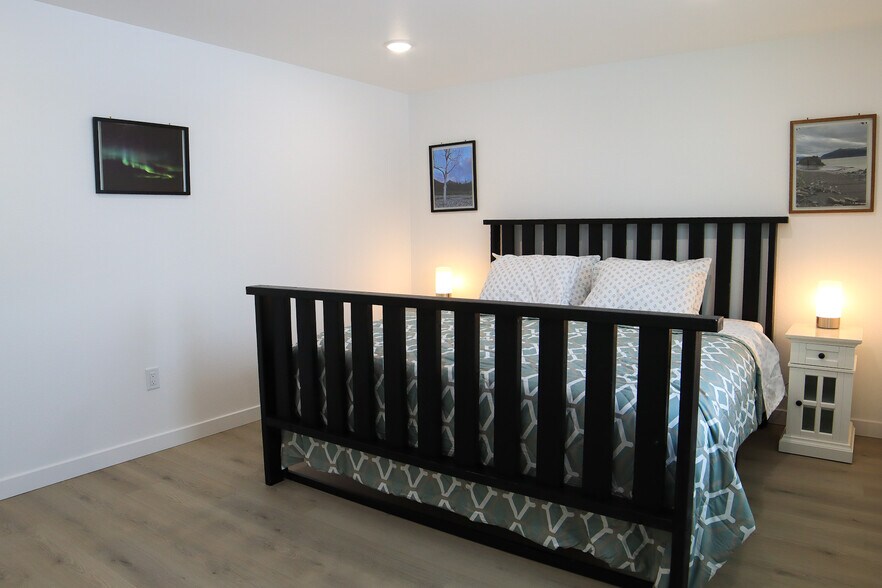 More Photos Of 2371 Dewitt Dr, North Pole Warehouse For Sale