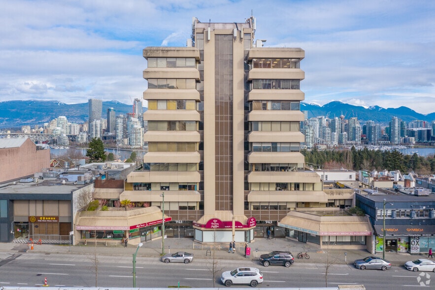 More Photos Of 943 W Broadway, Vancouver Medical For Sale