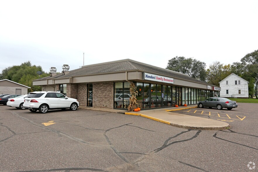 More Photos Of 697 E Main St, Mondovi Storefront For Lease