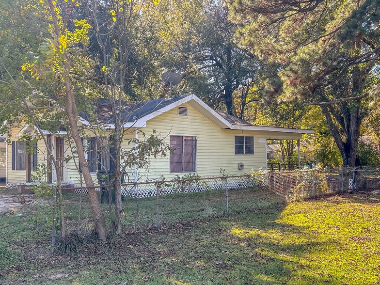 More Photos Of ,  Unknown For Sale