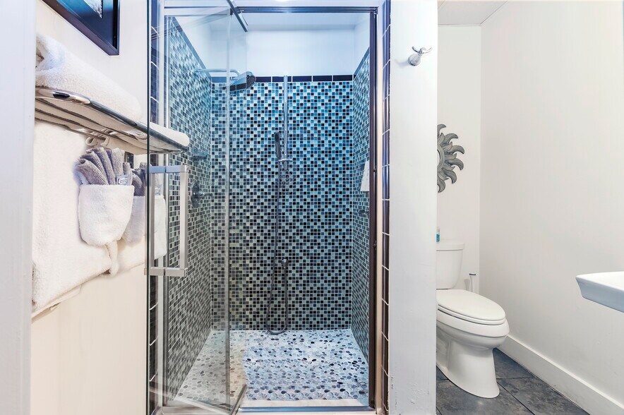 More Photos Of 29 Cuna St, Saint Augustine Hospitality For Sale