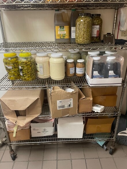 More Photos Of 102 5th St, Lincoln Restaurant For Sale
