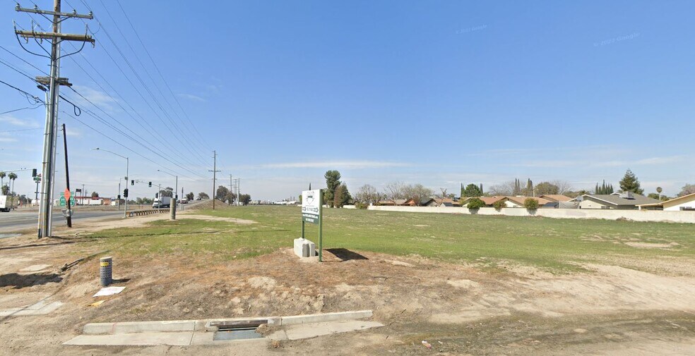 More Photos Of Paige @ Laspina Street, Tulare Land For Sale