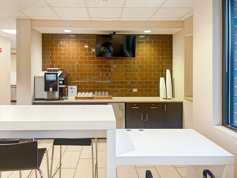 More Photos Of 3477 Corporate Pky, Center Valley Coworking Space