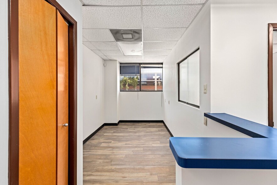 More Photos Of 7418 John Smith, San Antonio Loft Creative Space For Lease
