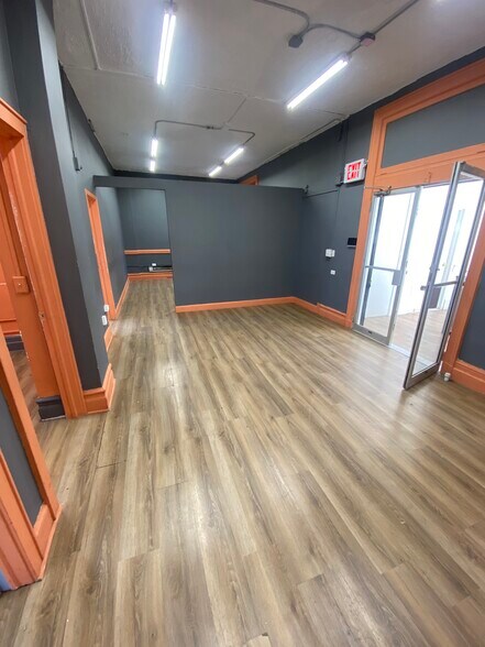 More Photos Of 370 E 149th St, Bronx Office For Lease